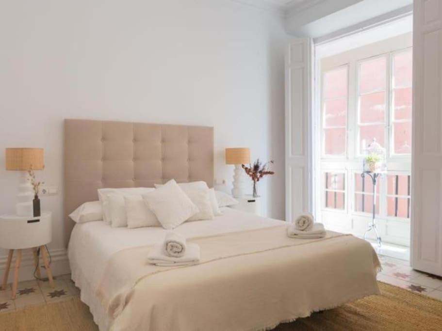 Chic Casa Cathedral At Calle Fresca 2-bedroom In City Center Appartement Málaga